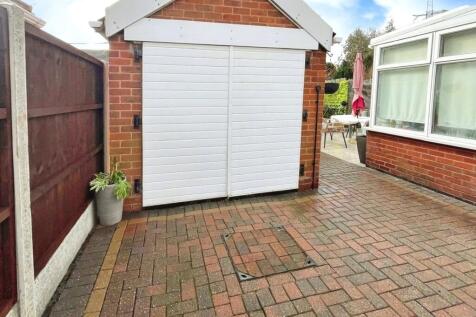 Garage No. 19