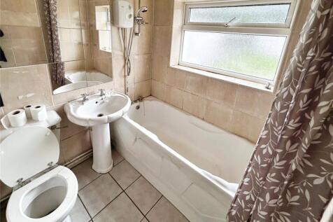 Bathroom No. 13