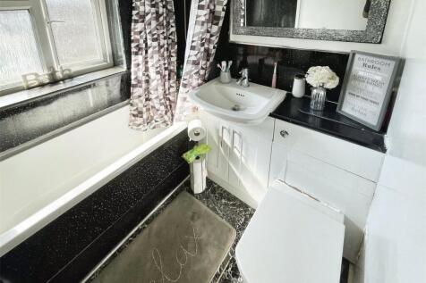 Bathroom No. 10
