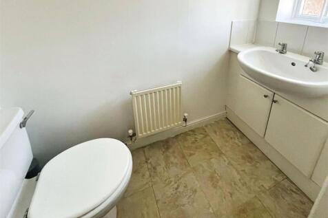 Cloakroom No. 13