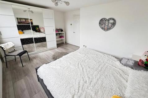 Bedroom 1 No. 6