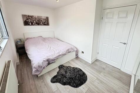 Bedroom 2 No. 7