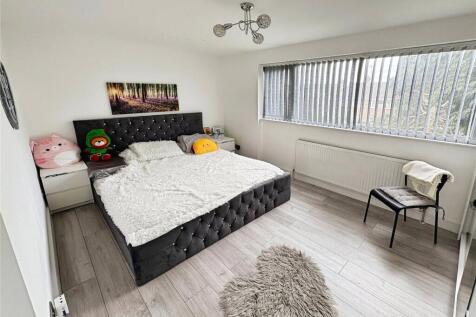 Bedroom 1 No. 11