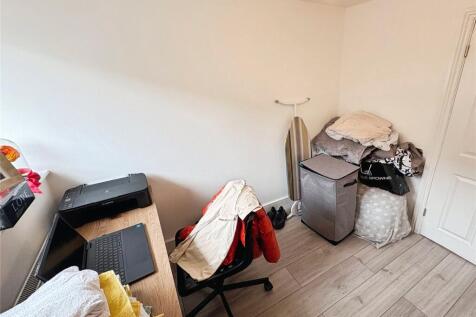 Bedroom 3 No. 13