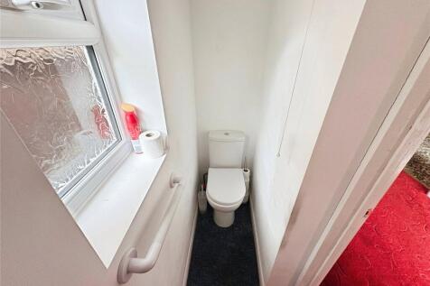 Downstairs Wc No.18