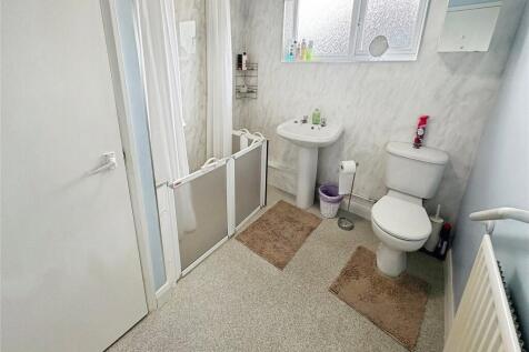Shower Room No.19