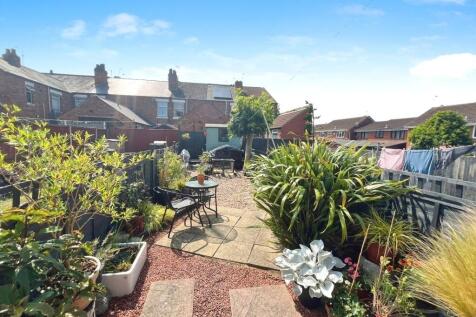 Rear Garden No. 09