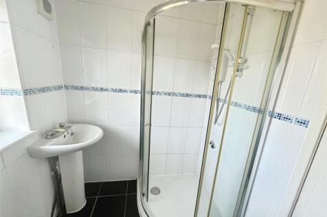 Shower Room No. 07
