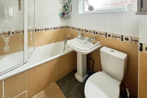 Bathroom  No. 08