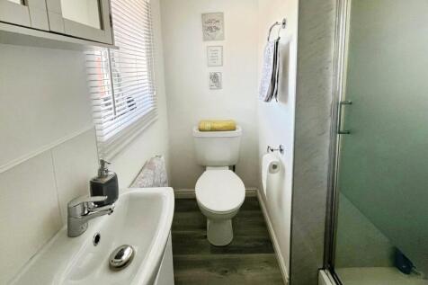 En-Suite No. 15