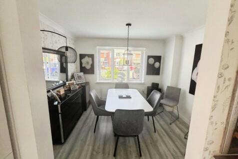 Dining Area No. 19