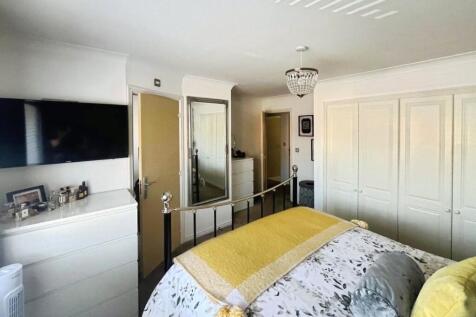 Bedroom One No. 21