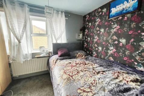 Bedroom No. 18