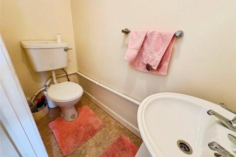 En-Suite W.C No. 14