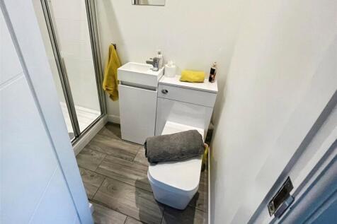 En-Suite No. 13