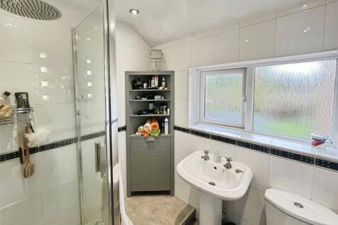 Shower Room No. 16