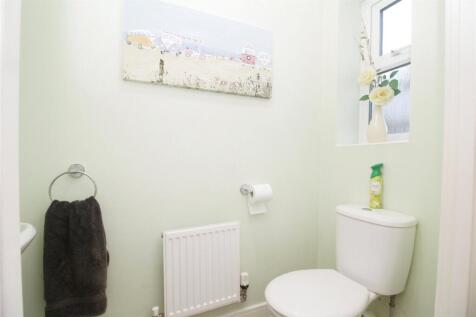 Cloakroom/Wc