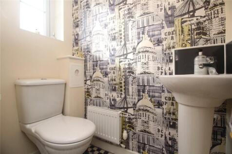 Cloakroom/Wc