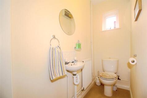 Cloakroom/Wc