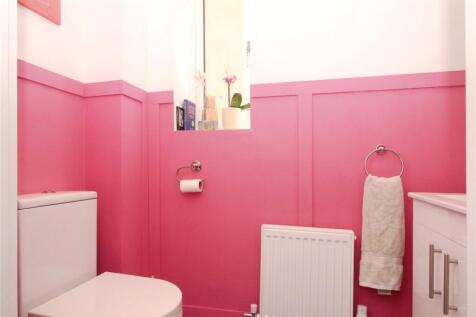 Cloakroom/Wc