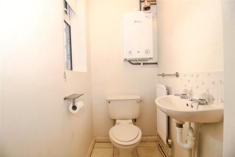 Cloakroom/Wc