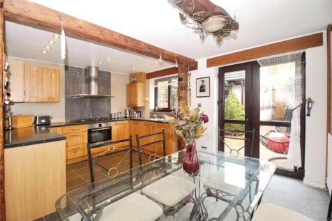 Fitted Kitchen/Diner