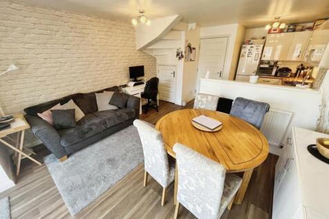 Living/Kitchen