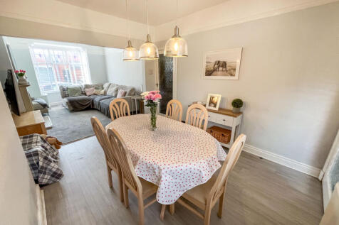 Lounge/Diner
