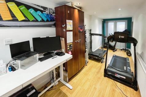 Office/Bedroom 5