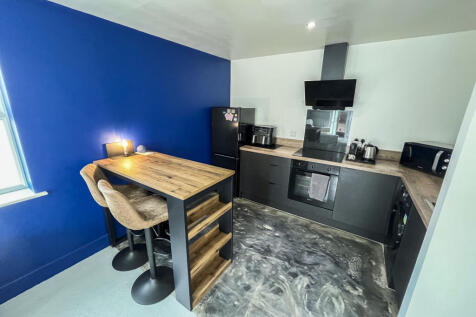 Lounge/Kitchen