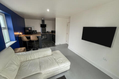 Lounge/Kitchen