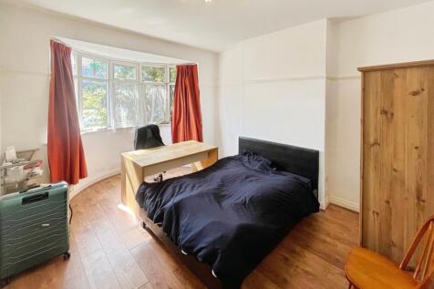 Lounge/Bedroom 4