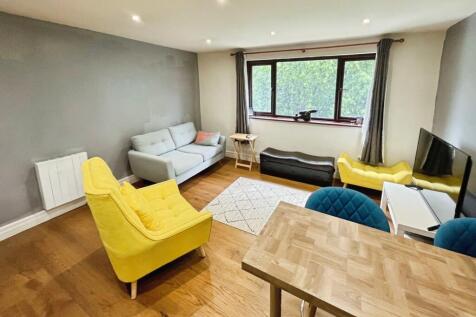 Lounge/Kitchen