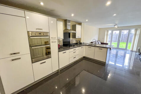 Kitchen/Living/Diner
