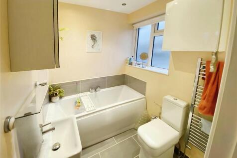 Bathroom/Shower Room
