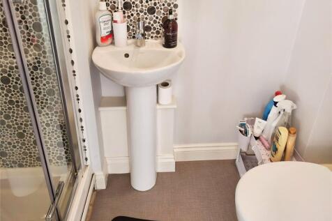 En Suite Shower