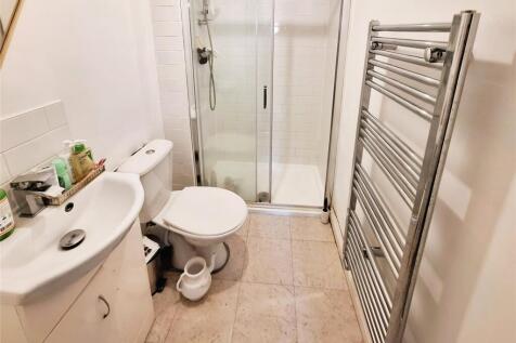 En Suite Shower