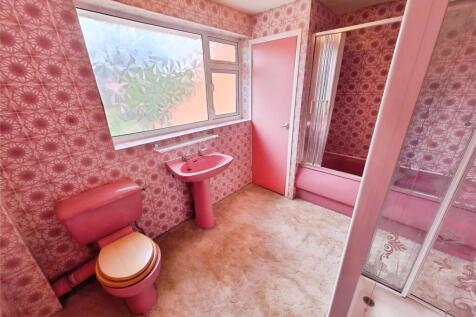 Bathroom/Shower