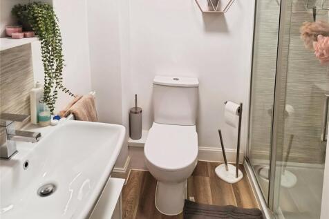 En Suite Shower Room