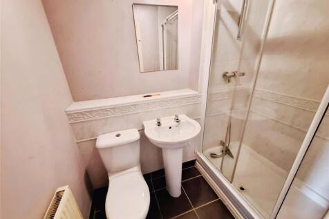 En Suite Shower