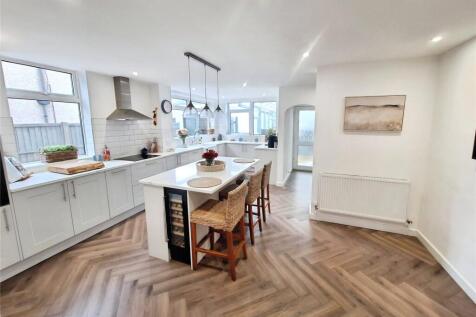 Kitchen Diner One