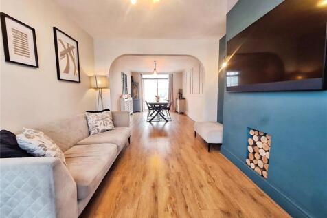 Lounge/Dining  Two