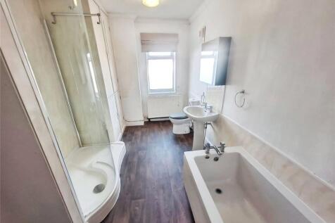Bathroom/Shower Room