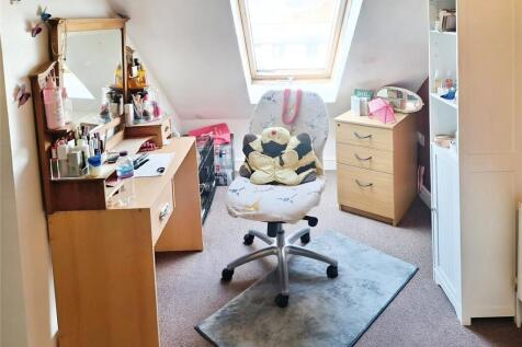 Flat Bedroom