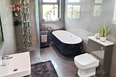 Bathroom/Shower Room