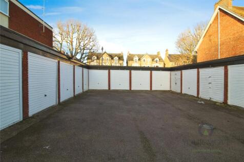 Garage En Bloc