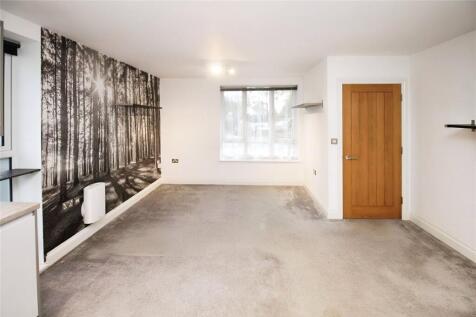 Living Rm &amp; Kitchen
