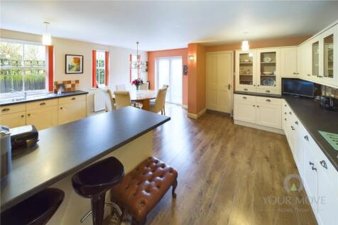 Kitchen/Family Room