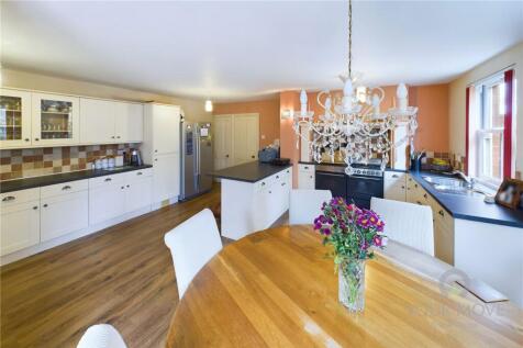 Kitchen/Family Room