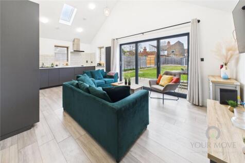 Kitchen/Living Area